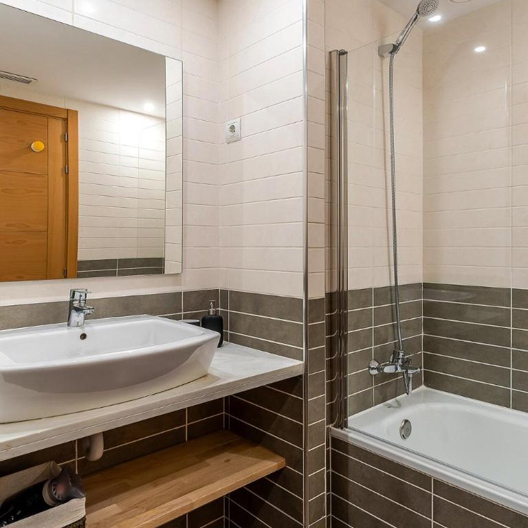 4256 - AB Les Corts BI - Apartment - 13