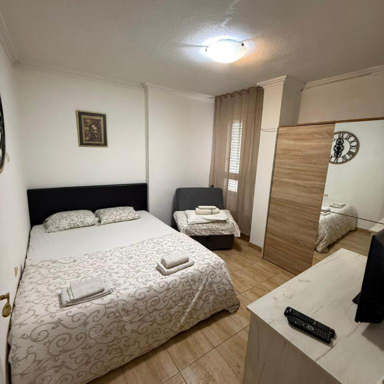 Centar Milena Apartmani Budva - Standard Apartment - 8