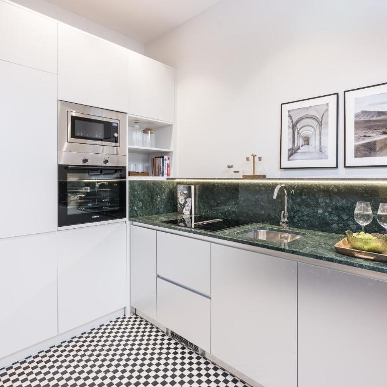 Edmond Vibes Plaza de España Suites - Apartamento Familiar de 2 dormitorios - 12