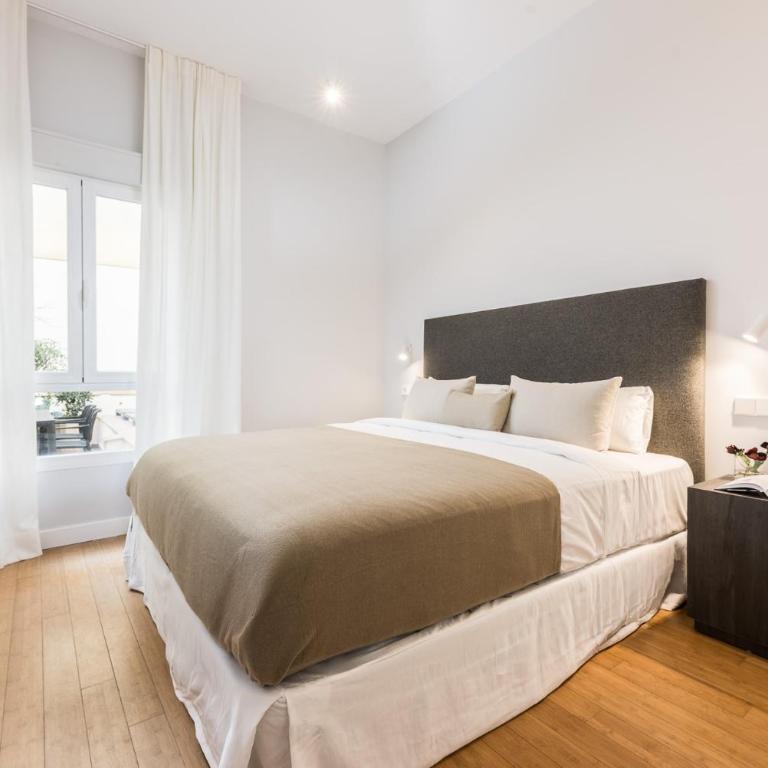 Edmond Vibes Plaza de España Suites - Apartamento Familiar de 2 dormitorios - 16