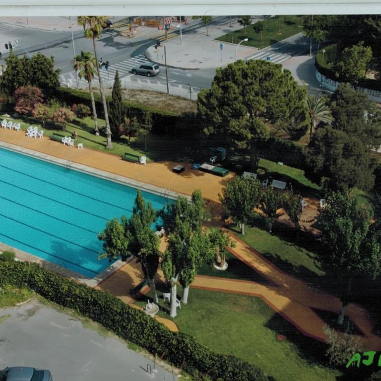 Intur - Three-Bedroom Apartment - 2