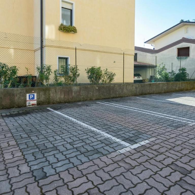 A Casa Di Sara Family Apartment with private Parking DesenzanoLoft Official Partner Homes & Villas by Marriott Bonvoy - Appartamento Superior - 25