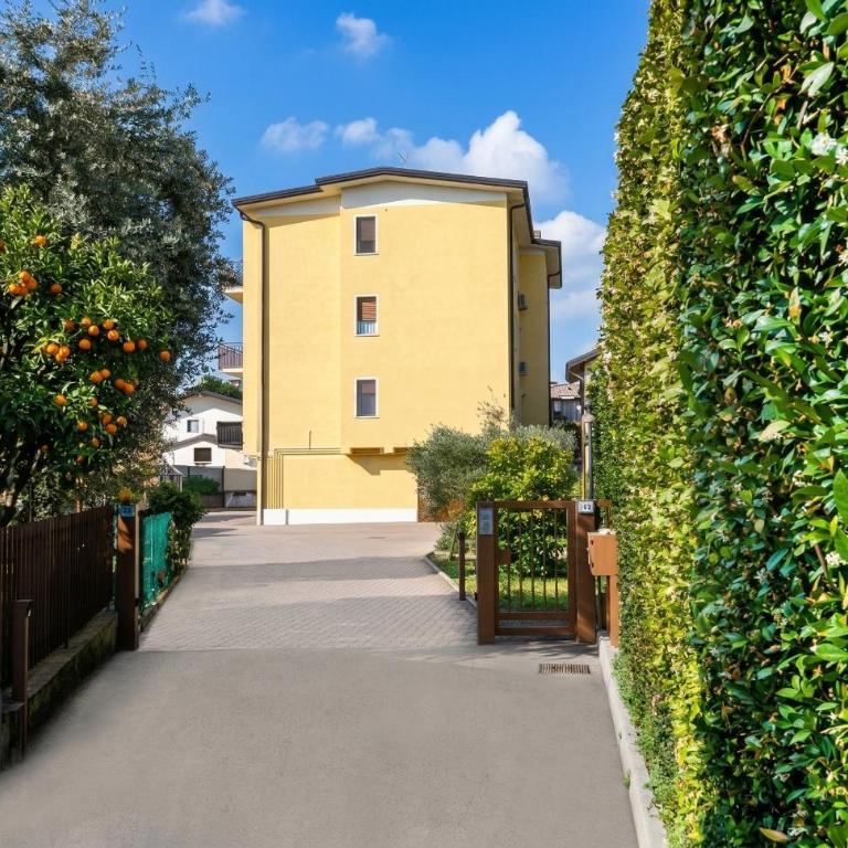 A Casa Di Sara Family Apartment with private Parking DesenzanoLoft Official Partner Homes & Villas by Marriott Bonvoy - Appartamento Superior - 26