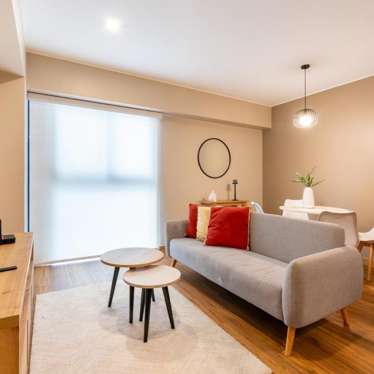 Modern Benavides 707 Residences by Geko - Two-Bedroom Apartment - 6