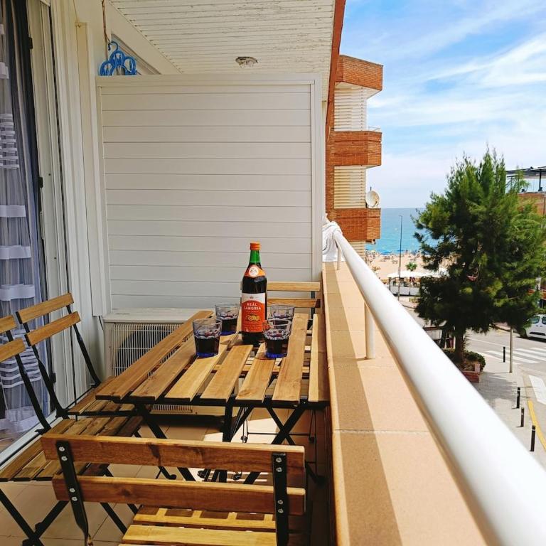 Cozy Sea View Apartment 50m to Beach Terrace - Apartamento de 2 dormitorios - 1