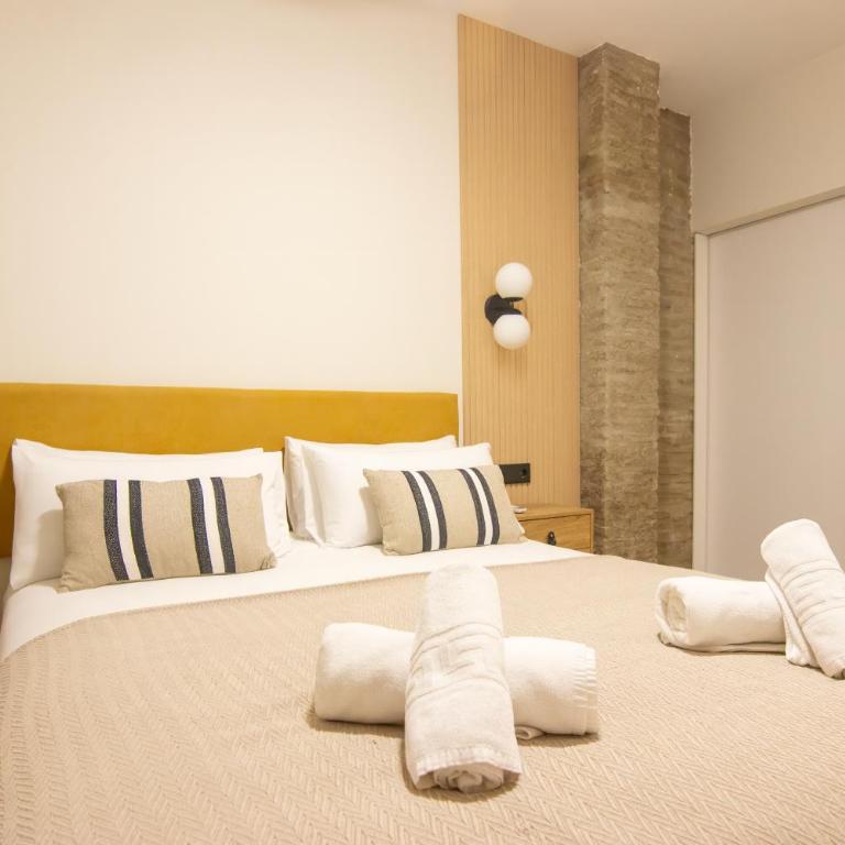 RentalSevilla Doña María Coronel - Estudio - 1