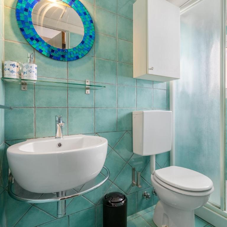 Hostdomus - Riviera Apartment - Appartamento con 2 Camere da Letto - 14
