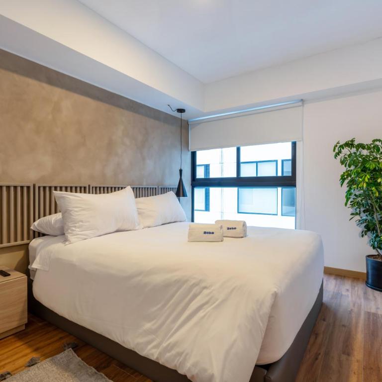 Modern Benavides 707 Residences by Geko - Two-Bedroom Standard Apartment - 3