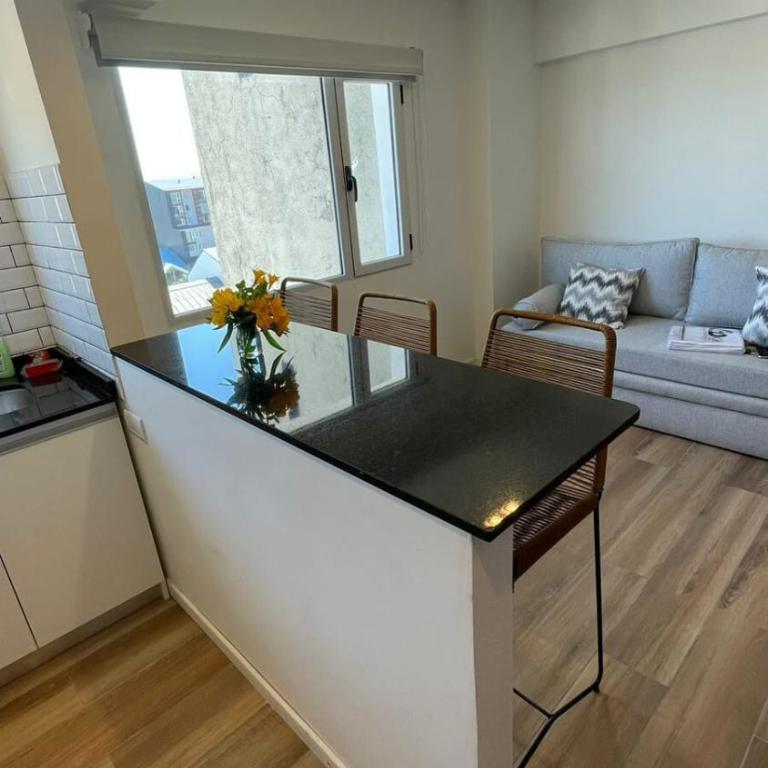 Depto luminoso con vista al lago Nahuel Huapi - Apartamento de 1 dormitorio - 8