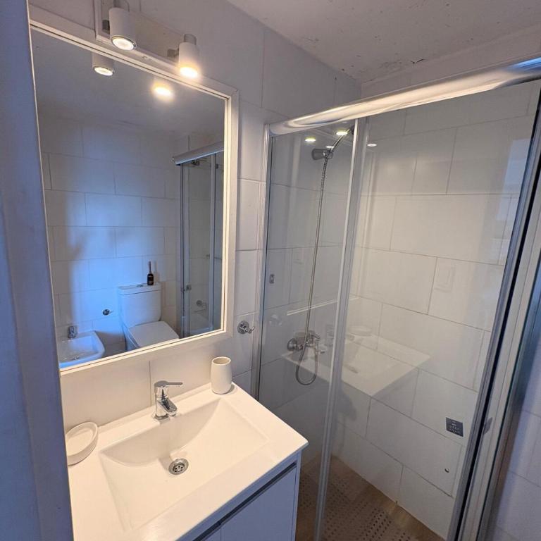 Depto luminoso con vista al lago Nahuel Huapi - Apartamento de 1 dormitorio - 9