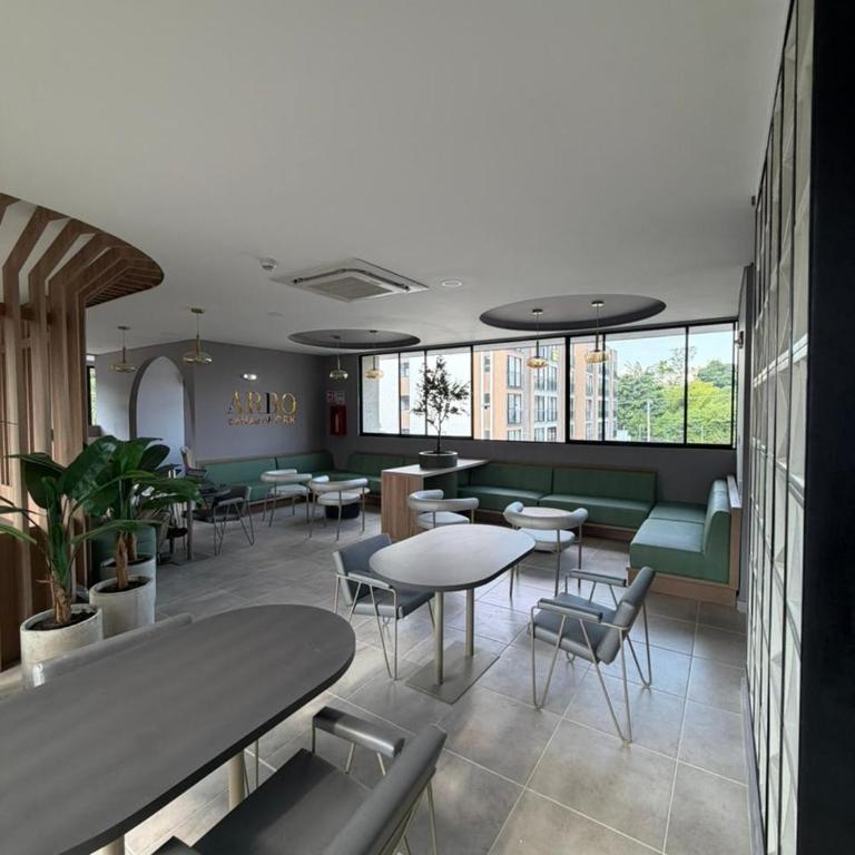 Hermoso Apto en la mejor zona de Cali - Barrio Pance - Apartamento de 2 dormitorios - 7