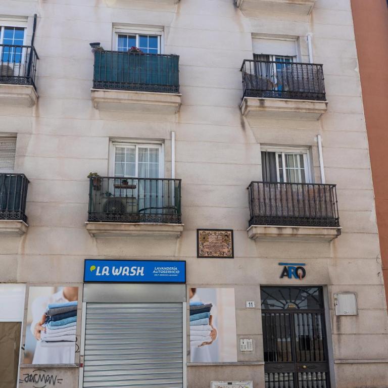 Charming Malaga Stay: Walk to Top Sights - Apartamento - 21