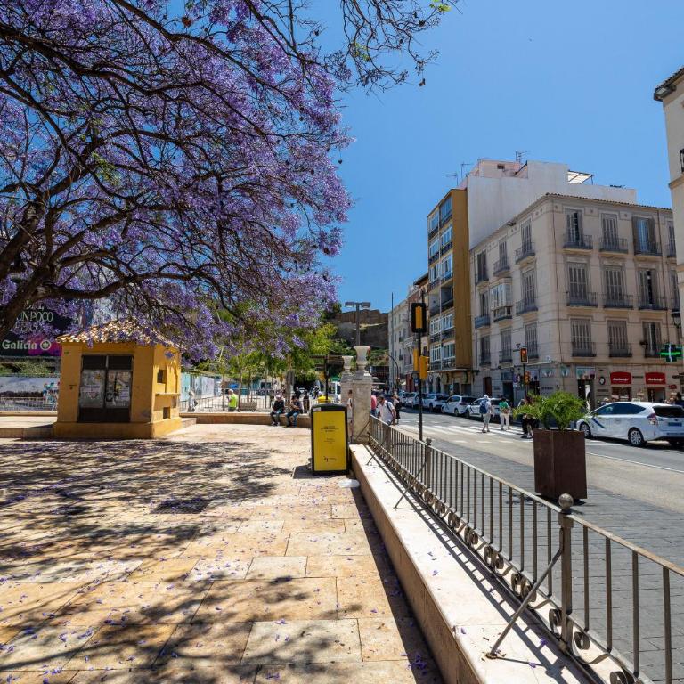 Charming Malaga Stay: Walk to Top Sights - Apartamento - 46