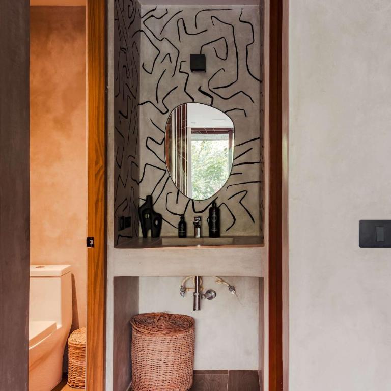 Luxury Jungle Villa with Private Pool & Jacuzzi - Villa - 24