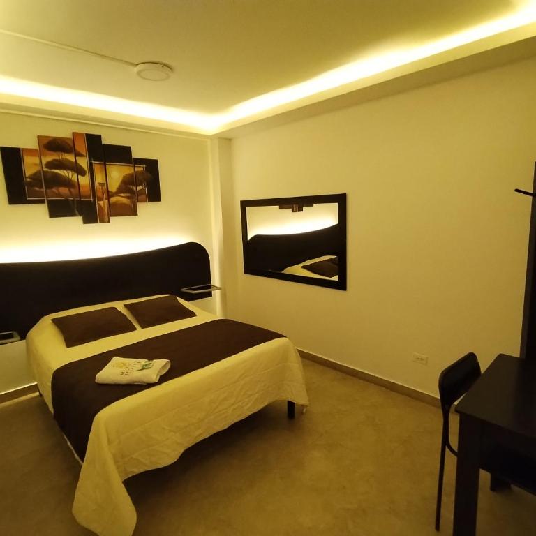 HOSTAL MURGEON BOUTIQUE - Deluxe Double Room - 6