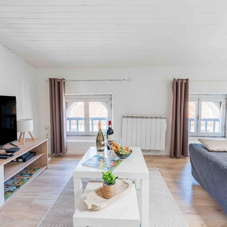 Le Nid des Remparts - tout équipé, central, Wi-Fi - Apartment mit 1 Schlafzimmer - 4
