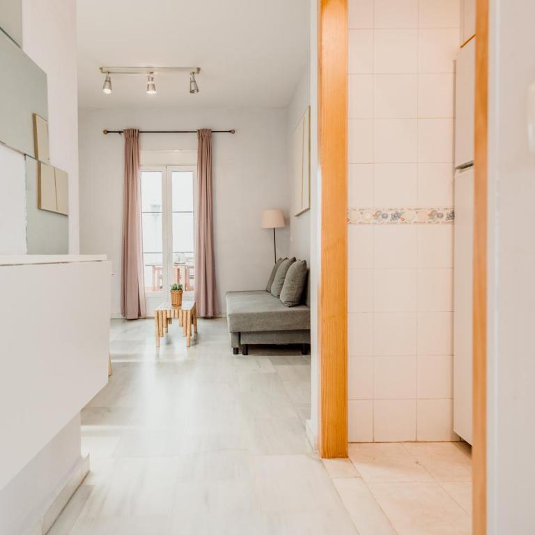 Acogedor y central - Two-Room Apartment - 8