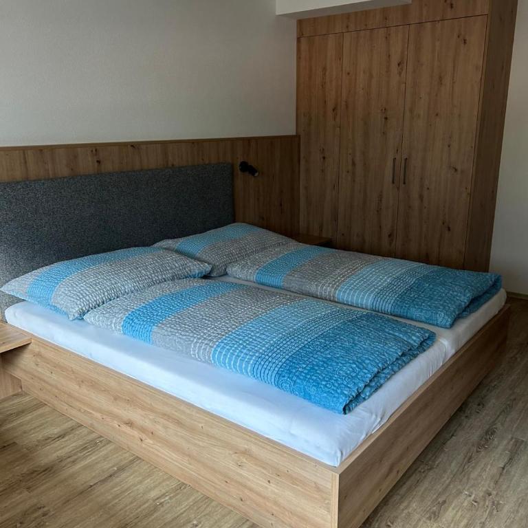 Gästehaus Wildauer - Three-Bedroom Apartment - 15