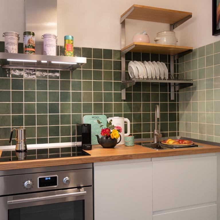TrastevereHome - Sunny Flat - Balcony near Station - Appartamento con 2 Camere da Letto - 7