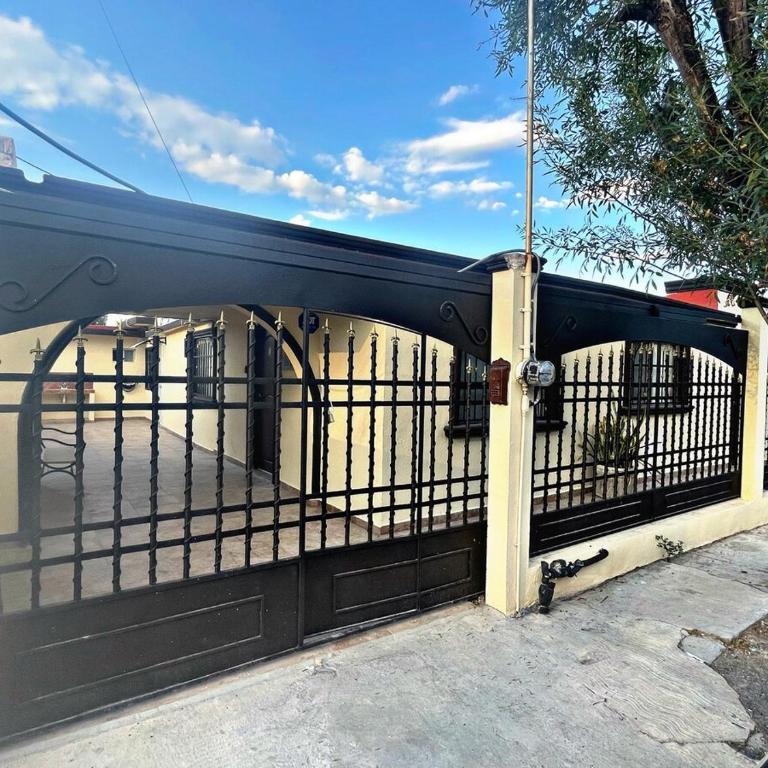 SN2 Loft for 2 people, private bathroom - One-Bedroom Apartment - 1