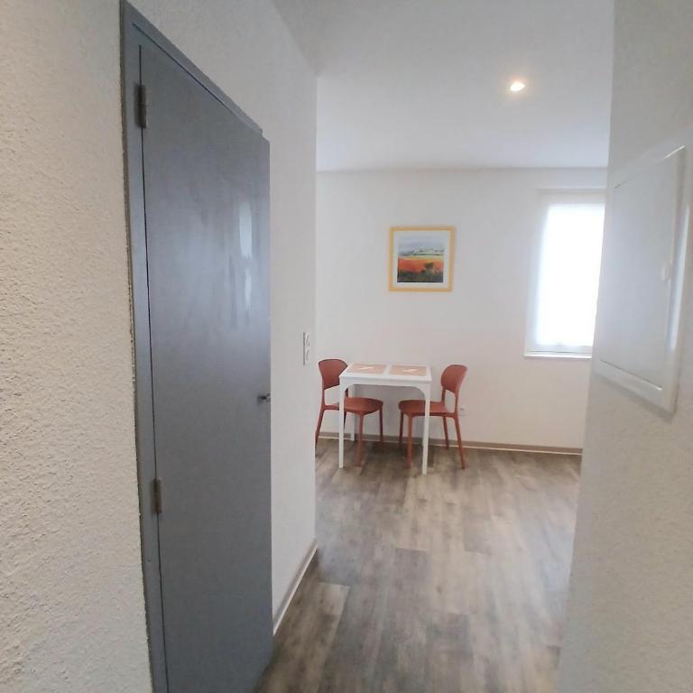 Studio-Pierrealex-Neuf-Parking privé - Appartement 1 Chambre - 5