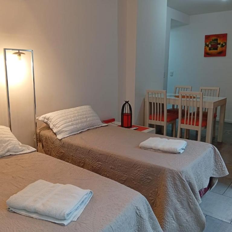 Moderno edificio con Balcon, Pileta y Seguridad 24hs - Apartamento de 1 dormitorio - 11