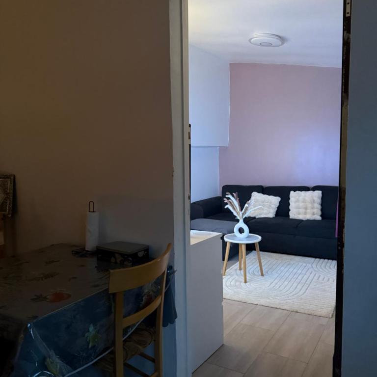 Appartement moderne et chaleureux - One-Bedroom Apartment - 2