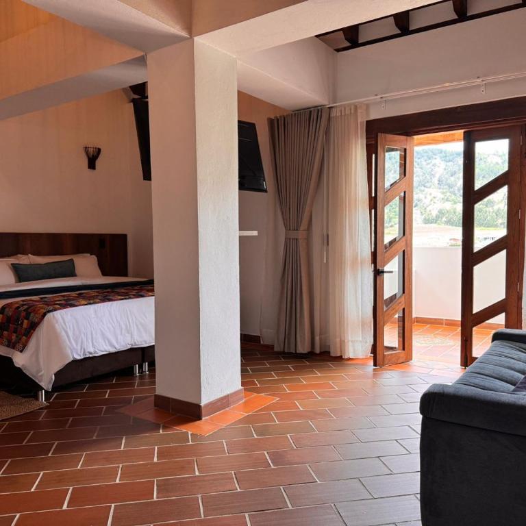 Hotel Cala - Habitación Triple Estándar - 5
