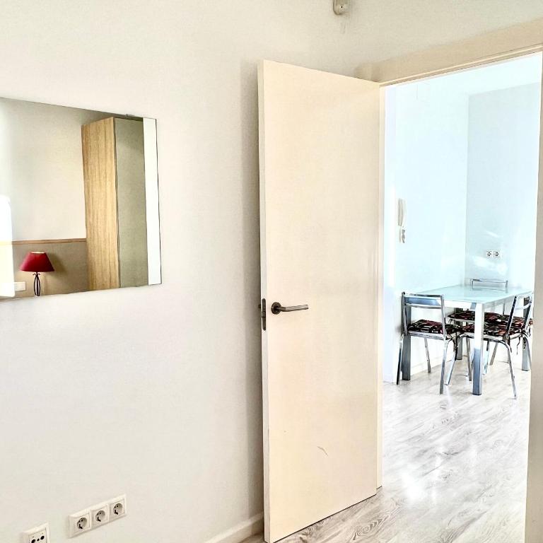Infinity Sea View Retreat - One-Bedroom Apartment - 19
