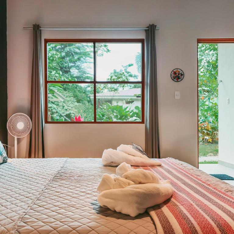 Taki Tambo Lodge - Habitación con cama grande y vistas al jardín - 6