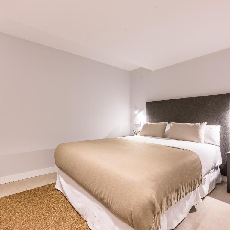 Edmond Vibes Plaza de España Suites - Apartamento - 2 niveles - 4