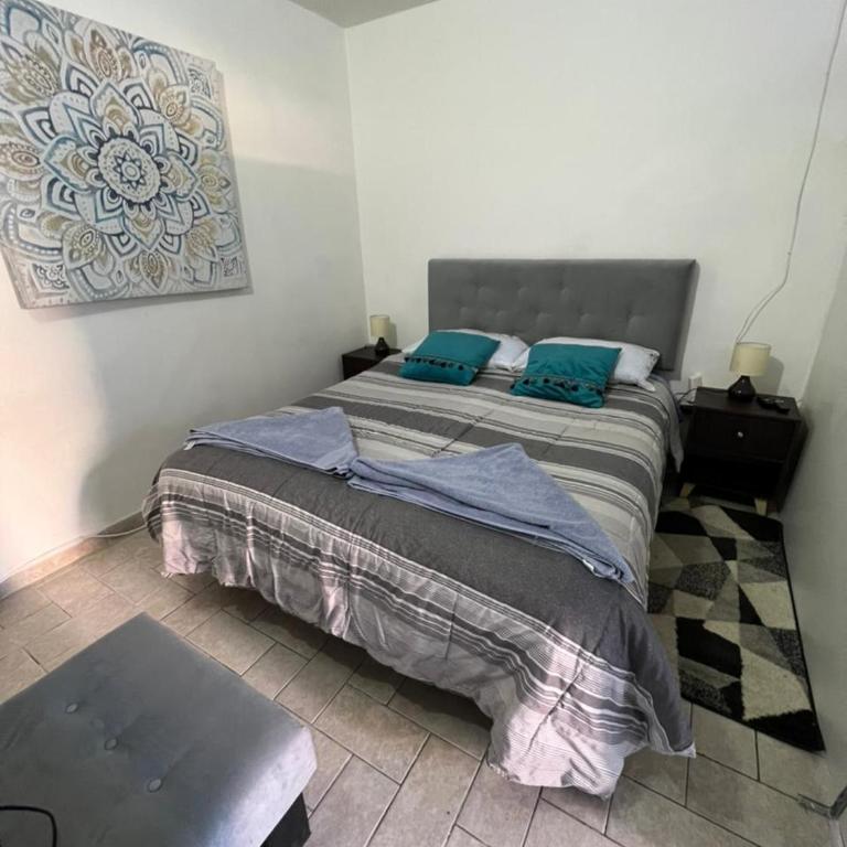 Hostal Quinta Economy - Triple Room with Private Bathroom - 7
