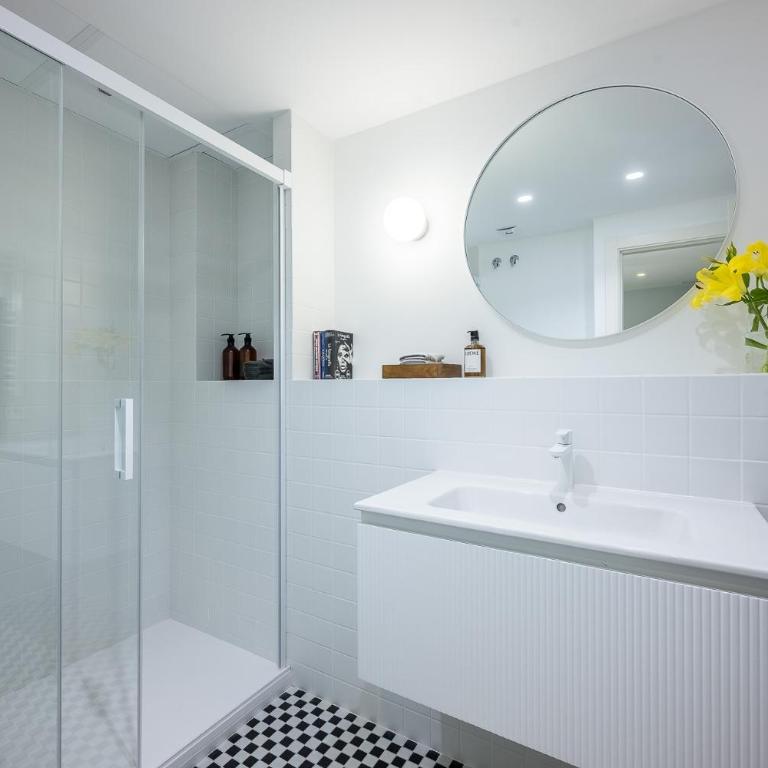Edmond Vibes Plaza de España Suites - Apartamento Deluxe de 3 dormitorios - 3
