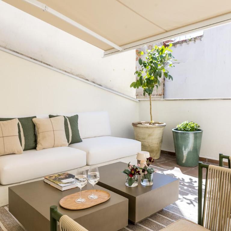 Edmond Vibes Plaza de España Suites - Apartamento Deluxe de 3 dormitorios - 11