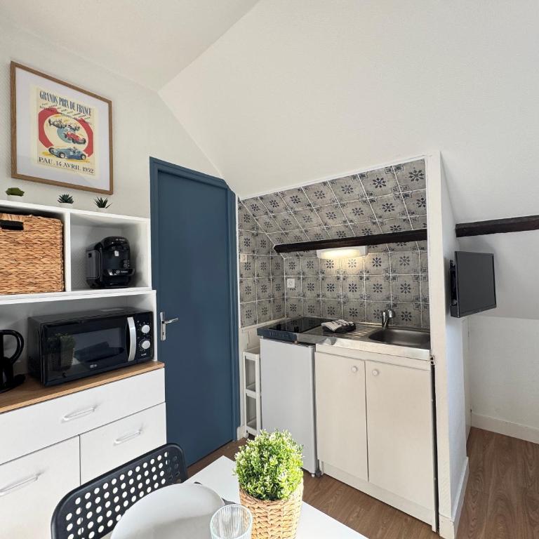 La Petite Chicane - Gare - Tramway - 2 pers - One-Bedroom Apartment - 6