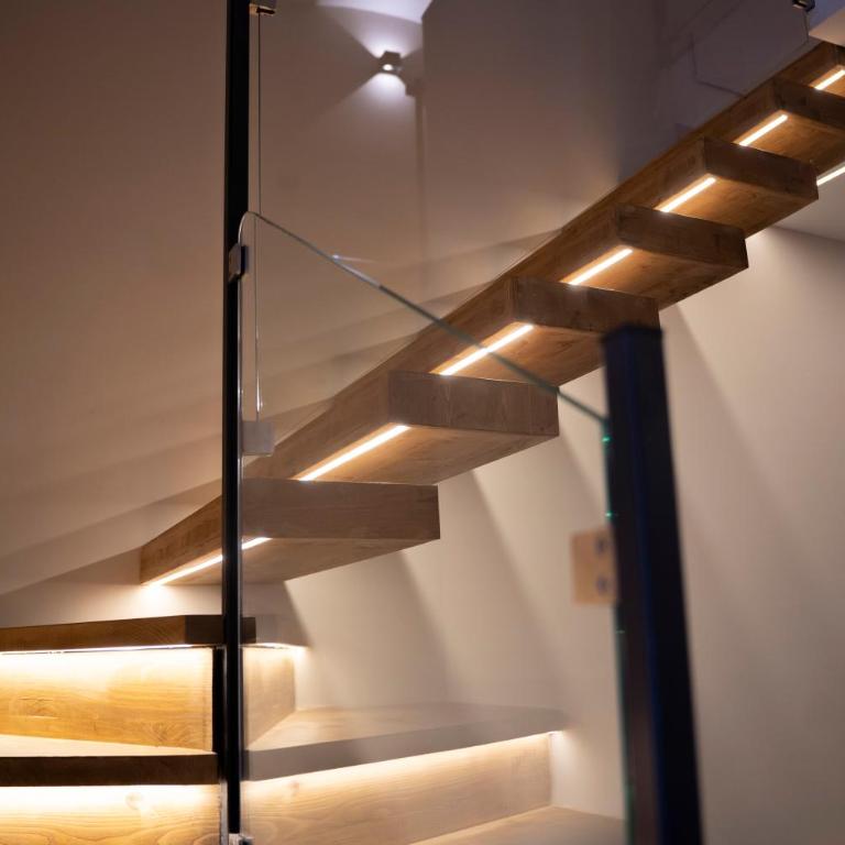 Suite 28 - One-Bedroom Apartment - 21