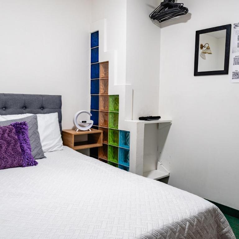 Innovar Casa Hostal - Habitación Doble Estándar - 1 o 2 camas - 2