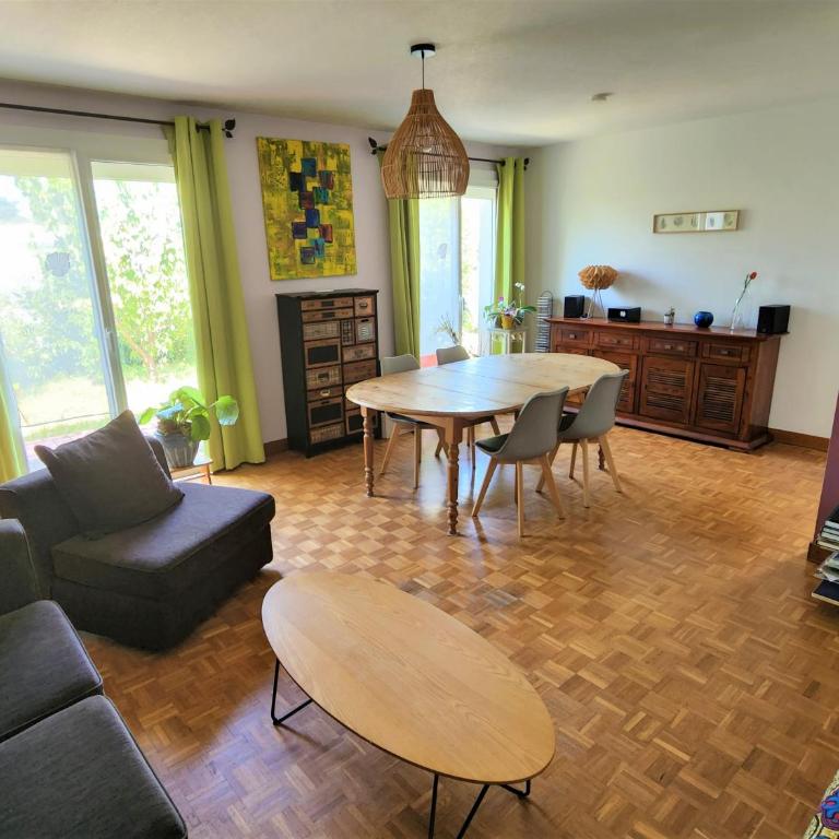 Maison individuelle de plain pied avec jardin - Casa de 4 dormitorios - 1