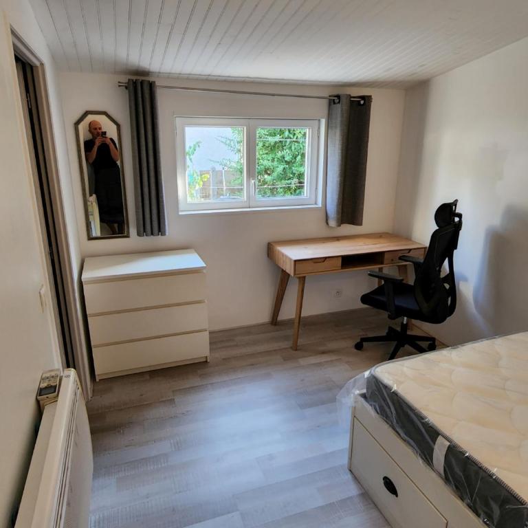 Maison individuelle de plain pied avec jardin - Casa de 4 dormitorios - 2