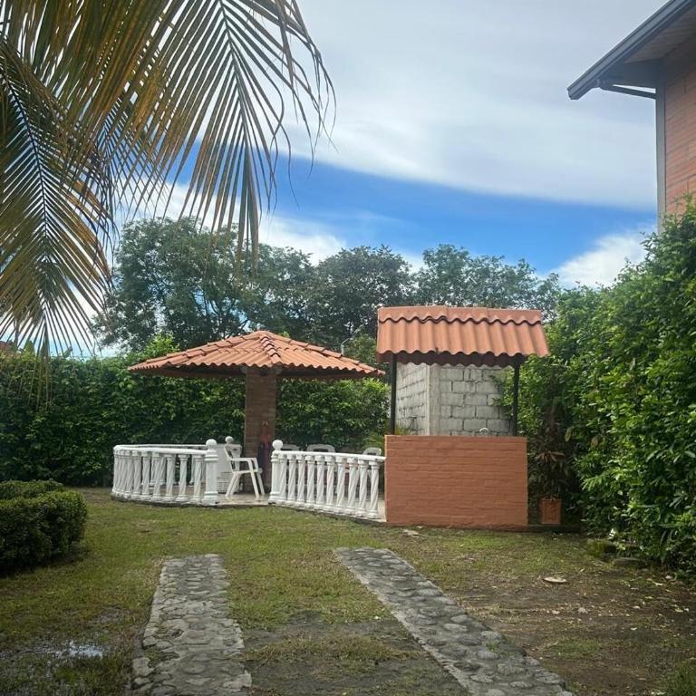 La Primavera Country House - Four-Bedroom House - 9