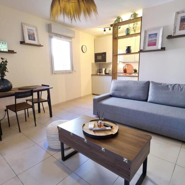 Coeur Ville - Plages - Parking - Climatisation - One-Bedroom Apartment - 2
