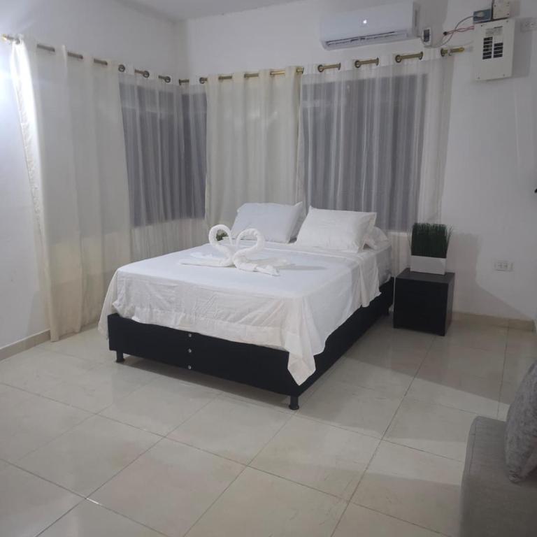 hotel Montserrat - Casa - 7