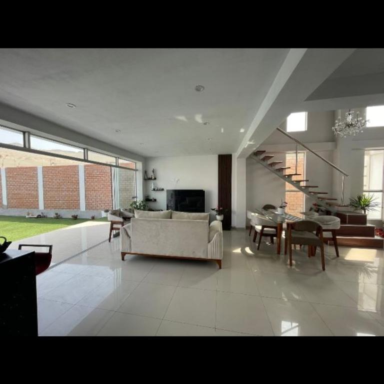 MIAMAR - Ancon - Casa de 3 dormitorios - 1