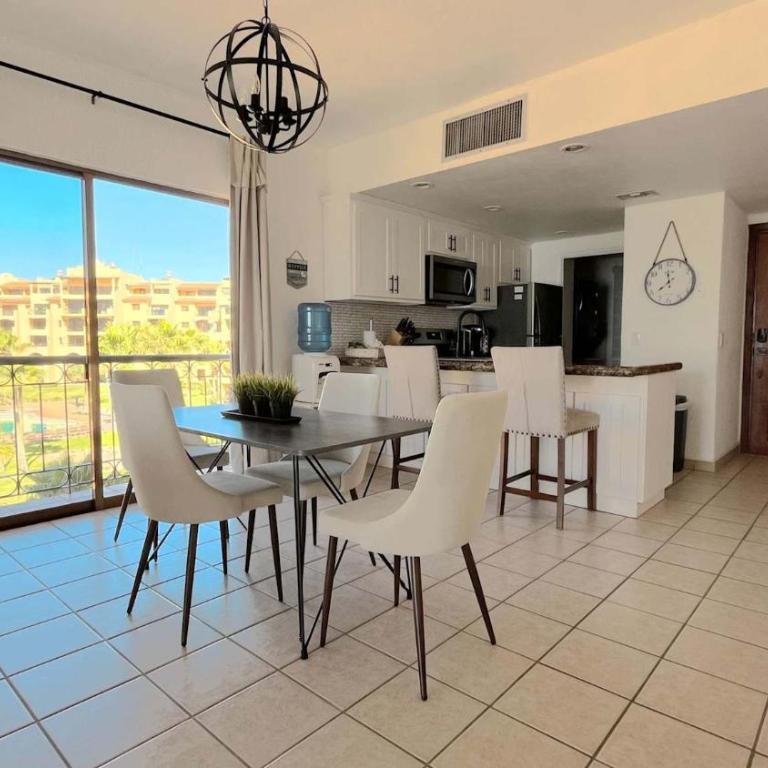 Comfy & Updated 4th Floor Condo Princesa E-401 - Apartamento - 5