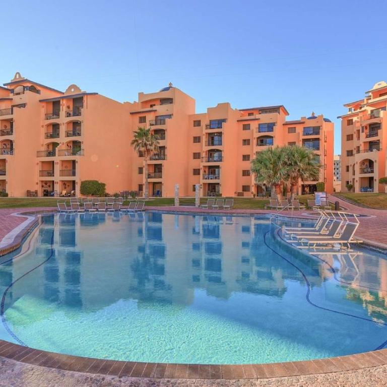 Comfy & Updated 4th Floor Condo Princesa E-401 - Apartamento - 7
