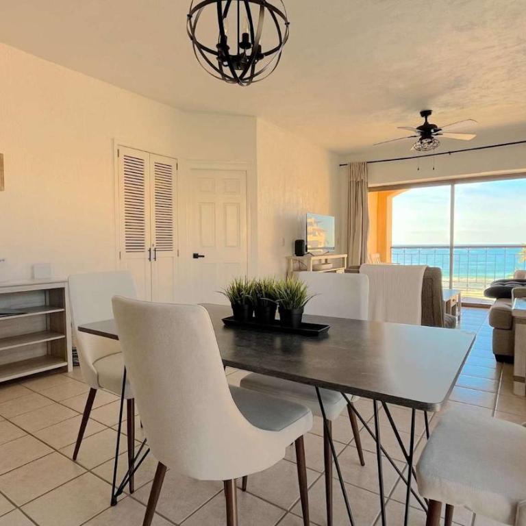 Comfy & Updated 4th Floor Condo Princesa E-401 - Apartamento - 14