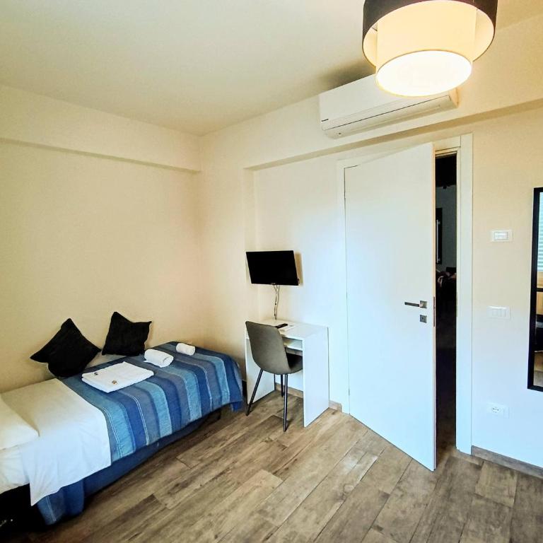 IARSERA rooms and apartment - Camera Familiare con Bagno Privato - 16