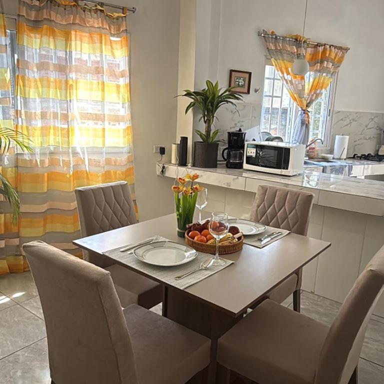Casa Emi - Two-Bedroom House - 3
