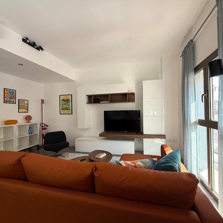 Numero 5 - Modern 2BR Steps to Arno River & 12 min to Tower - Appartamento con 2 Camere da Letto - 6