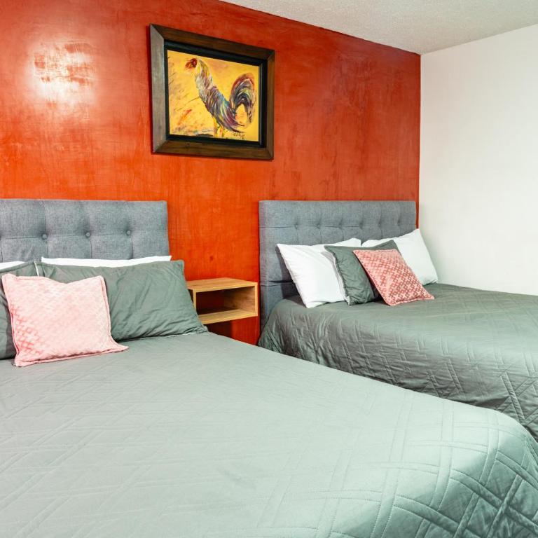 Innovar Casa Hostal - Habitación Doble Familiar - 3